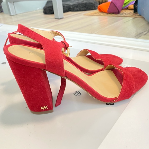 Michael Kors high heel - Picture 2 of 3